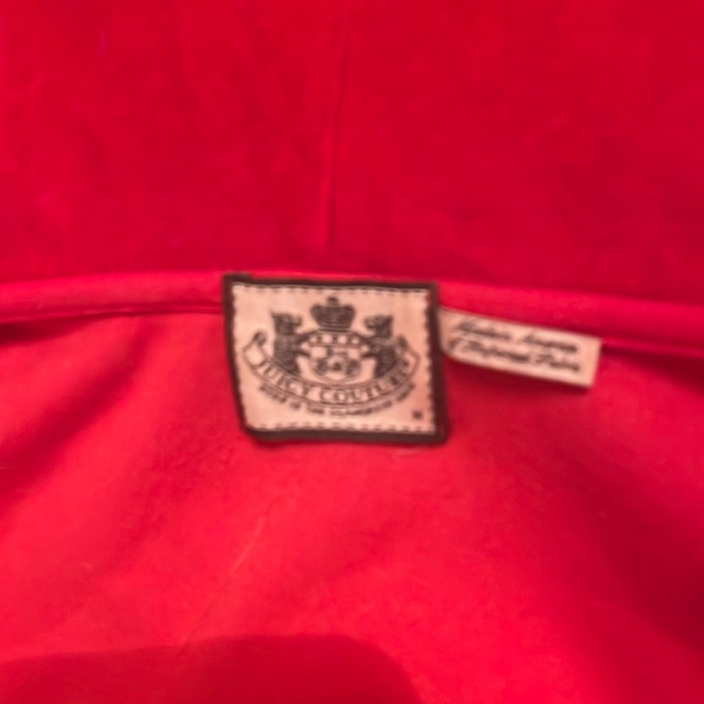 ❤️❤️❤️Juicy Couture red velvet hoodie size medium❤️❤️